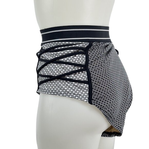 SWIM by CACIQUE Women's Swimsuit 2 Piece B&W High Waist & Neck Plus Size 28 - Picture 4 of 13